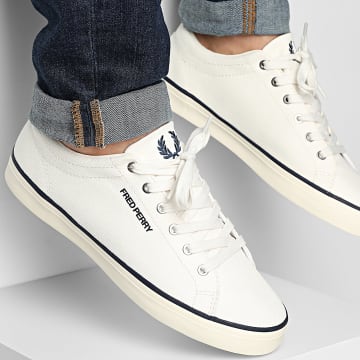 Fred Perry - Baskets Baseline Canvas B9318 Snow White