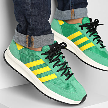 Adidas Sportswear - Scarpe da ginnastica Run 70s 2.0 JR8631 Verde Giallo Off White