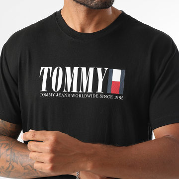 Tommy Jeans - Camiseta Tommy DNA Flag 1941 Negro
