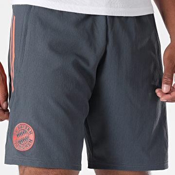 Adidas Sportswear - Short Jogging FC Bayern Munich KA3863 Gris Anthracite Orange Fluo