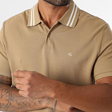 Calvin Klein - Polo Manches Courtes 276G Beige Foncé