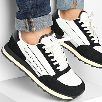Armani Exchange - Sneakers XUX083 XV263 Off White Black