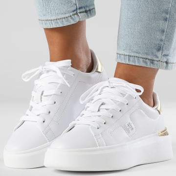 Tommy Hilfiger - Baskets Femme Chic Platform Sneaker Gold 8817 White
