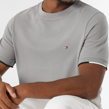 Tommy Hilfiger - Tee Shirt Flag Cuff 1300 Gris