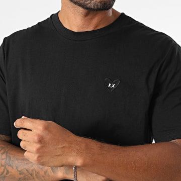 Luxury Lovers - Tee Shirt Oversize Large Zwart Hart Geborduurd