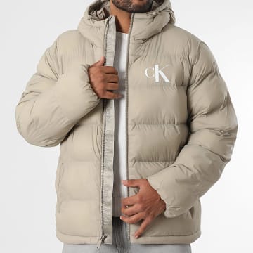 Calvin Klein - Daunenjacke mit Kapuze RD528 Beige