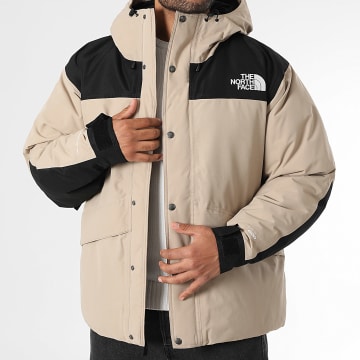 The North Face - Parka con capucha Mountain Down A8D1V Beige Negro