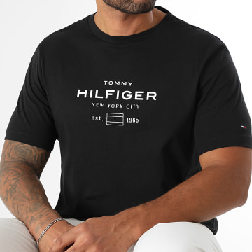 Tommy Hilfiger - Tee Shirt Regular Fit Stack Graphic 0002 Noir