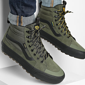 Vans - Mte Sk8-Hi Waterdicht 00DAQ Groen Zwart Sneakers