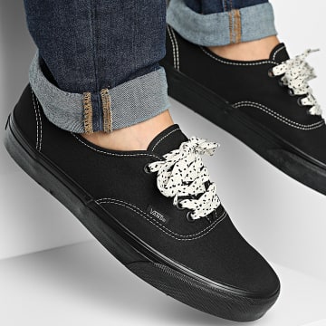 Vans - Authentic 00D7Y Mono Negro Sneakers