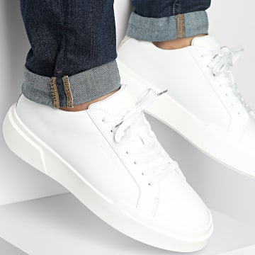 Calvin Klein - Baskets Chunky Cupsole Laceup Leather 2070 Bright White Eggshell