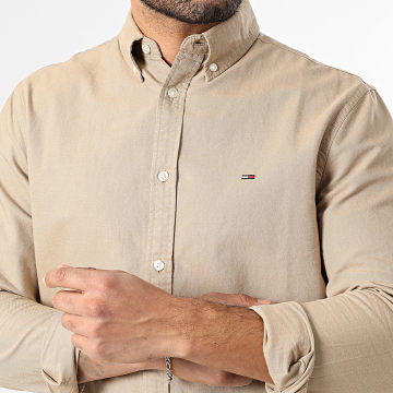 Tommy Jeans - Camisa de Manga Larga Regular Fit Oxford 2836 Camel Claro Canela