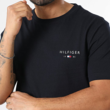 Tommy Hilfiger - Tee Shirt Brand Love Small Hilfiger 1456 Bleu Marine
