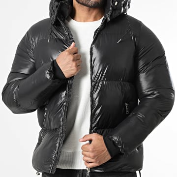 KZR - Plumífero con capucha 200 Negro