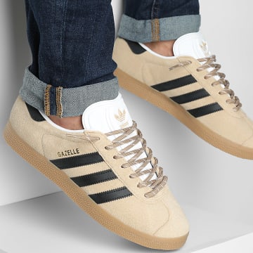 Adidas Originals - Baskets Gazelle IH9635 Magic Beige Core Black Footwear White x SUPERLACED
