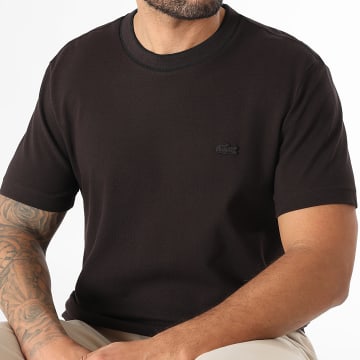 Lacoste - Tee Shirt Logo Brodé Crocodile Ton Sur Ton Regular Fit Marron Foncé
