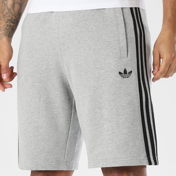 Adidas Originals - Pantalón corto de chándal con bandas 3 Stripes KE2433 gris jaspeado negro
