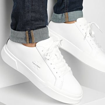 Calvin Klein - Baskets Chunky Cupsole Laceup Leather 1344 White Black