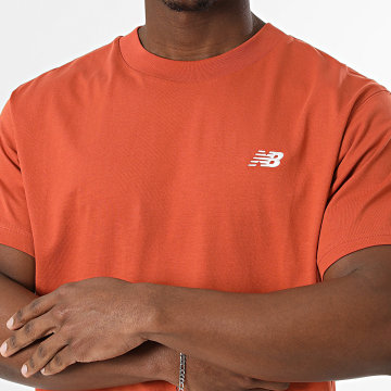 New Balance - T-Shirt Oversize Sport Essentials MT41509 Vermelho Tijolo