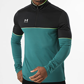 Under Armour - Tee Shirt Manches Longues Col Zippé Challenger 6004043 Vert Foncé Noir