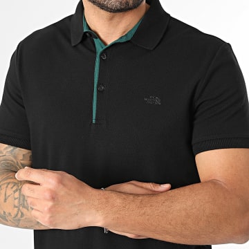 The North Face - Polo Manches Courtes Slim Fit Premium A8C1N Noir Vert Foncé