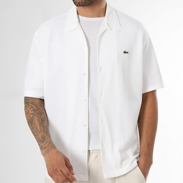 Lacoste - Camisa de Manga Corta Logo Bordado Cocodrilo Beige Claro