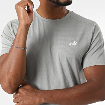 New Balance - T-Shirt MT51801 Cinza