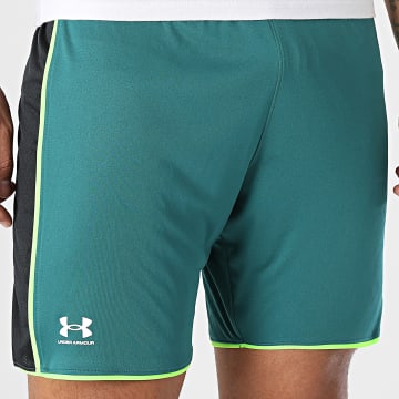 Under Armour - Short Jogging Challenger Train 6009896 Vert Foncé Noir
