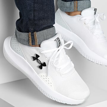 Under Armour - Baskets UA Charged Surge 4 3027000 White Grey