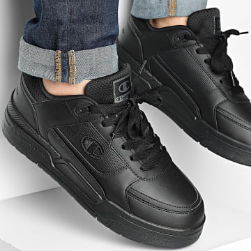 Champion - Baskets RD18 Heritage Low S22030 Triple Black