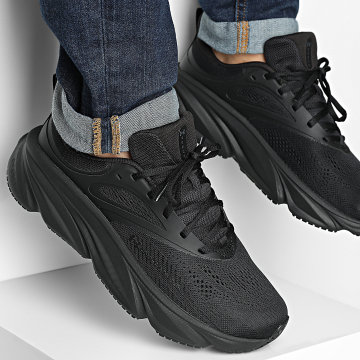 Under Armour - Baskets UA Rogue 6 6006719 Black