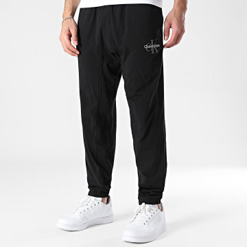 Calvin Klein - Pantalón Pantalón chándal Monograma NM2974 Negro