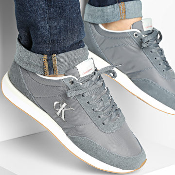 Calvin Klein - Baskets Retro Runner Essential Mix Mat 3618 Night Owl Off White