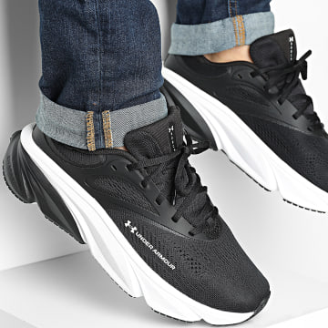 Under Armour - Baskets UA Rogue 6 6006719 Black