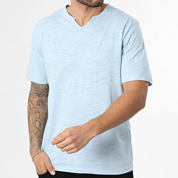 JJ Rebel - Tee Shirt Col V Windom Split Bleu Clair