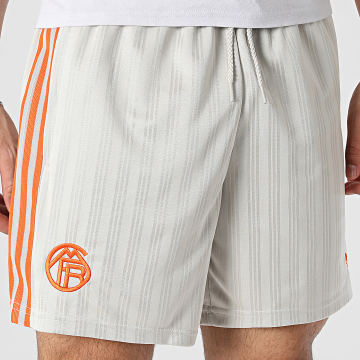 Adidas Originals - Short Jogging A Bandes FC Bayern Munich JZ2734 Beige Orange