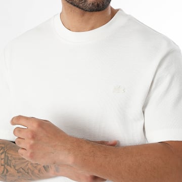 Lacoste - Camiseta Classic Fit Logo Bordado Cocodrilo Tonos Beige Claro