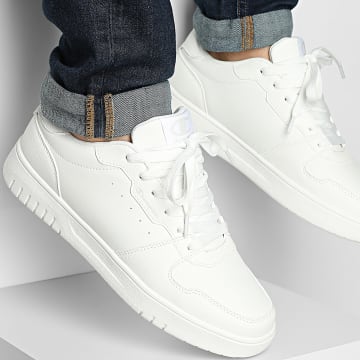 Champion - Baskets CLY NWM S22541 Triple White