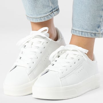 Champion - Baskets Femme TL23 Evolve S11782 Triple White