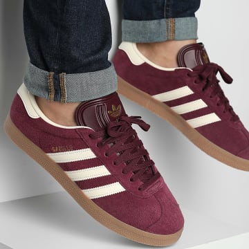 Adidas Originals - Baskets Gazelle KK2637 Maroon Cream White Gum 4