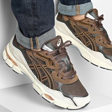 Asics - Sapatilhas Gel NYC 1203A383 Castanho Tempestade Preto Café