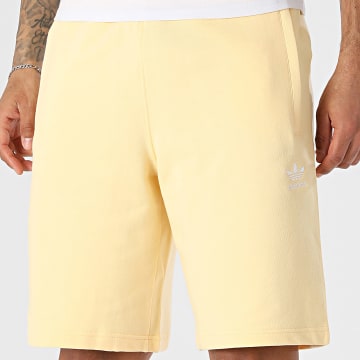 Adidas Originals - Short Jogging Essential KE1163 Jaune