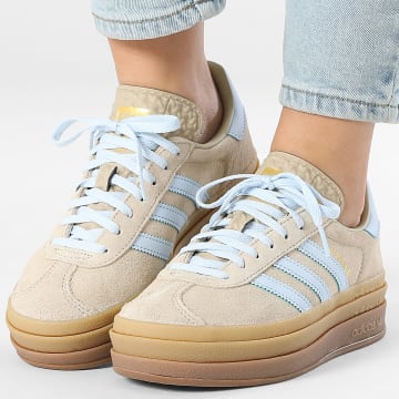 Adidas Originals - Baskets Femme Gazelle Bold IH6791 Stone Khaki Crystal Sky Gold Metallic