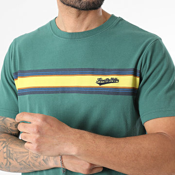 Superdry - T-Shirt Relaxed Outdoor Stripe Logo M1012356A Verde Escuro