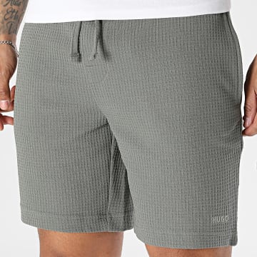HUGO - Short Jogging Waffle Austin 50532023 Vert Kaki