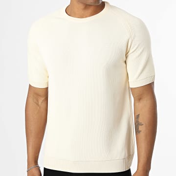 Mackten - Textured Knit T-Shirt 257 Beige