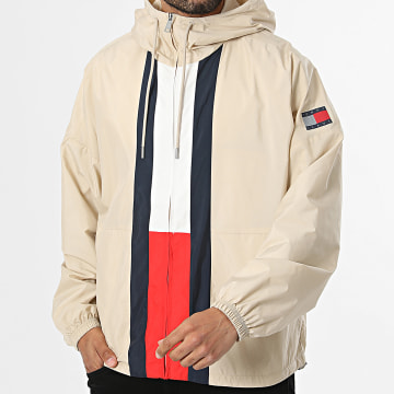 Tommy Jeans - Coupe-Vent Capuche Zippé Chicago Flag 2736 Beige