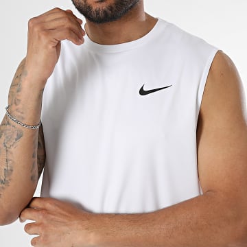 Nike - Top Nessa 585 Branco