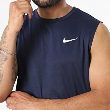 Nike - Top Nessa 585 Azul Marinho