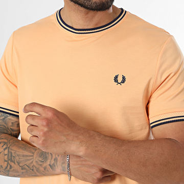 Fred Perry - Camiseta Twin Tipped M1588V Naranja